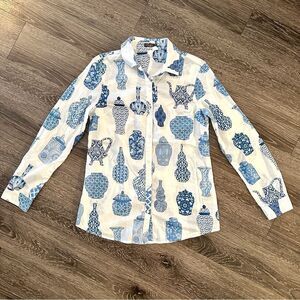 J. McLaughlin White Button-Down Shirt with Blue Vase Print